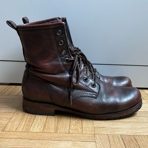 Frye Veronica Combat boots size 8.5
